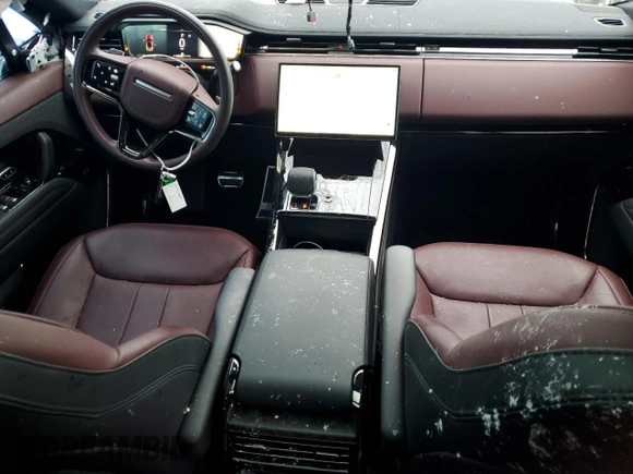 2024 Land Rover Range Rover Sport Dynamic SE with VIN SAL1L9FU4RA185843, listed as a Copart auction lot 82777484 with 4,880 mi miles and Salvage Title. Bid and sale history available at DreamBid. Image 8.