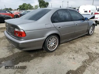 2003 BMW 5 Series 530iA with VIN WBADT634X3CK33314, listed as a Copart auction lot 76832604 with 265,273 mi miles and Salvage Title. Bid and sale history available at carsss.com. Image 3.