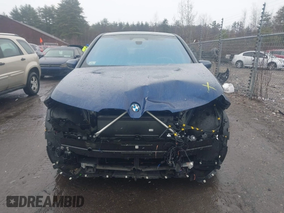 2023 BMW iX xDrive50 z VIN WB523CF08PCM23678, wystawiony jako IAAI lot #41930985 z przebiegiem 19 040 mil mil oraz . Historia ofert i sprzedaży dostępna na DreamBid. Obrazek 13.