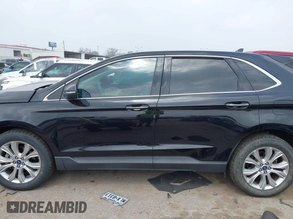 2019 Ford Edge Titanium z VIN 2FMPK3K91KBB95867, wystawiony jako IAAI lot #41798923 z przebiegiem 39 942 mil mil oraz . Historia ofert i sprzedaży dostępna na DreamBid. Obrazek 14.