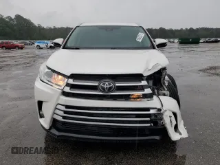 2018 Toyota Highlander SE z VIN 5TDKZRFH2JS265873, wystawiony jako Copart lot #56623075 z przebiegiem 202 427 mil mil oraz Szkoda całkowita • Salvage title. Historia ofert i sprzedaży dostępna na DreamBid. Obrazek 5.