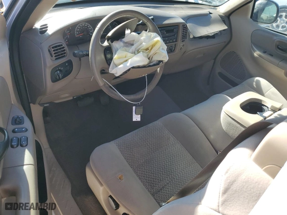2004 Ford F-150 Heritage XL with VIN 2FTRX17204CA19341, listed as a Copart auction lot 86864234 with NaN miles and Salvage Title. Bid and sale history available at carsss.com. Image 8.
