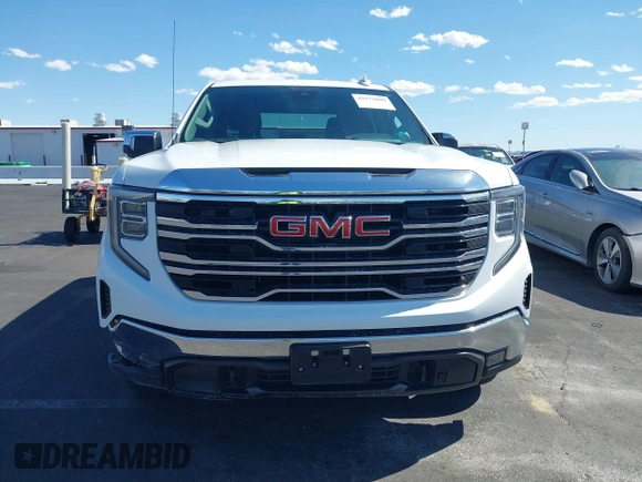 2023 GMC Sierra 1500 SLT z VIN 3GTUUDE86PG103392, wystawiony jako IAAI lot #42272800 z przebiegiem 25 545 mil mil oraz . Historia ofert i sprzedaży dostępna na DreamBid. Obrazek 12.