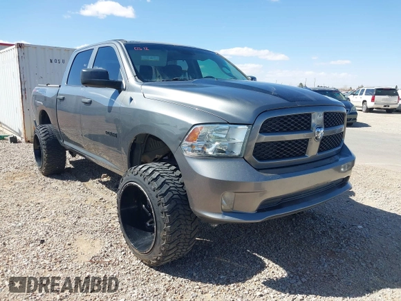 2013 Ram 1500 Express z VIN 1C6RR6KT8DS538406, wystawiony jako IAAI lot #41774359 z przebiegiem 154 338 mil mil oraz . Historia ofert i sprzedaży dostępna na DreamBid. Obrazek 1.