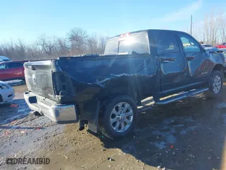 2019 Ram 2500 Big Horn with VIN 3C6UR5DJ2KG696924, listed as a IAAI auction lot 41644092 with 120,705 mi miles. Bid and sale history available at carsss.com. Image 4.
