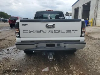 2004 Chevrolet Silverado 1500 LS with VIN 1GCEC14V84Z108022, listed as a Copart auction lot 73192974 with 161,919 mi miles and Salvage Title. Bid and sale history available at carsss.com. Image 6.