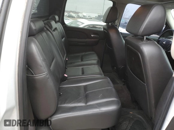2008 Chevrolet Avalanche LT w/3LT with VIN 3GNFK12358G129724, listed as a Copart auction lot 87411564 with 176,056 mi miles and Clean Title. Bid and sale history available at carsss.com. Image 10.