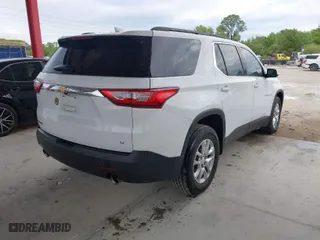 2021 Chevrolet Traverse LT Cloth with VIN 1GNERGKW9MJ115970, listed as a IAAI auction lot 41631079 with 139,621 mi miles. Bid and sale history available at carsss.com. Image 4.