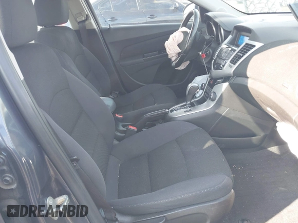 2014 Chevrolet Cruze 1LT with VIN 1G1PC5SB9E7323441, listed as a IAAI auction lot 41400152 with 134,594 mi miles and . Bid and sale history available at DreamBid. Image 5.
