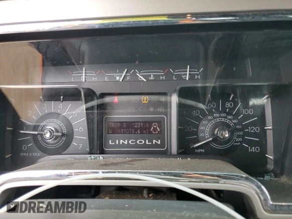 2008 Lincoln Navigator with VIN 5LMFU28548LJ09235, listed as a Copart auction lot 65795215 with 187,078 mi miles and Salvage title. Bid and sale history available at DreamBid. Image 9.