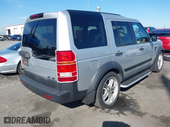 2005 Land Rover LR3 SE with VIN SALAA25495A301854, listed as a IAAI auction lot 41839807 with 79,263 mi miles and . Bid and sale history available at DreamBid. Image 4.