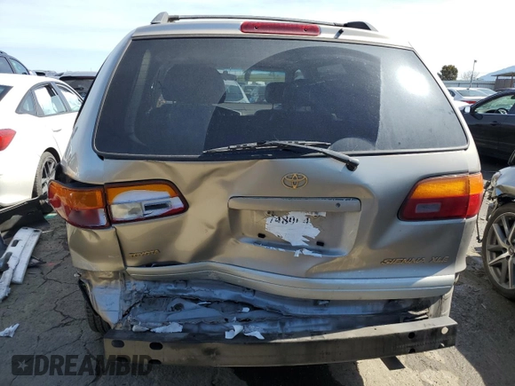 2000 Toyota Sienna LE with VIN 4T3ZF13C1YU288572, listed as a Copart auction lot 46656064 with 205,351 mi miles and Non Repairable. Bid and sale history available at DreamBid. Image 6.