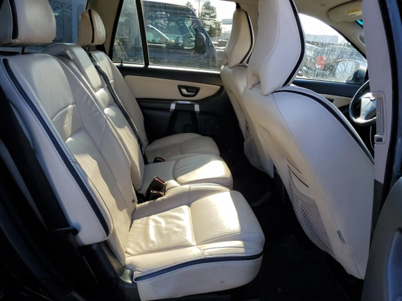 2011 Volvo XC90 R-Design with VIN YV4952CT0B1596750, listed as a Copart auction lot 86168474 with 240,057 mi miles and Salvage Title. Bid and sale history available at carsss.com. Image 11.