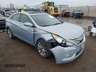 2012 Hyundai Sonata SE with VIN 5NPEC4AB6CH409728, listed as a IAAI auction lot 41938562 with 156,690 mi miles and . Bid and sale history available at carsss.com. Image 1.