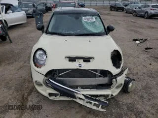 2015 MINI Hardtop 4 Door S z VIN WMWXU3C57FT892067, wystawiony jako Copart lot #46987555 z przebiegiem 66 235 mil mil oraz Szkoda całkowita • Salvage title. Historia ofert i sprzedaży dostępna na DreamBid. Obrazek 5.