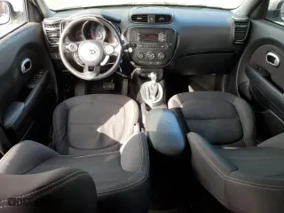 2014 Kia Soul with VIN KNDJN2A27E7745215, listed as a Copart auction lot 48112685 with 101,771 mi miles and Salvage Title. Bid and sale history available at carsss.com. Image 8.