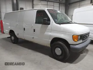 2006 Ford Econoline Cargo Recreational with VIN 1FTSS34P96HB18179, listed as a IAAI auction lot 42016522 with 155,499 mi miles. Bid and sale history available at carsss.com. Image 1.