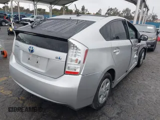 2011 Toyota Prius I with VIN JTDKN3DU3B1452918, listed as a IAAI auction lot 41513974 with 345,329 mi miles and . Bid and sale history available at DreamBid. Image 4.