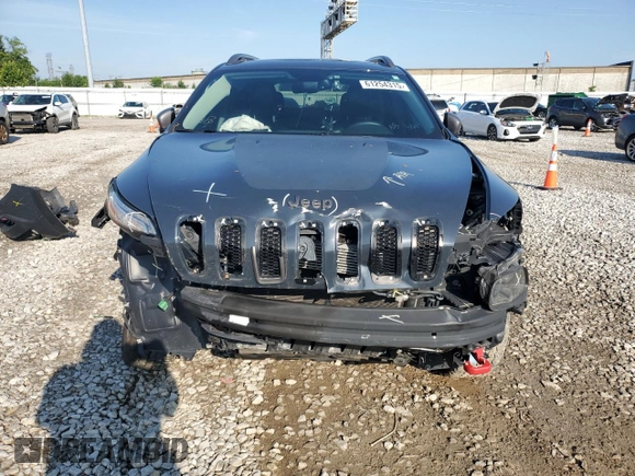 2017 Jeep Cherokee Trailhawk with VIN 1C4PJMBS0HW517406, listed as a Copart auction lot 61254315 with 99,284 mi miles and Clean title. Bid and sale history available at DreamBid. Image 5.