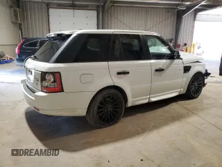 2011 Land Rover Range Rover Sport HSE with VIN SALSF2D4XBA704261, listed as a Copart auction lot 53840005 with 103,424 mi miles and Clean Title. Bid and sale history available at carsss.com. Image 3.