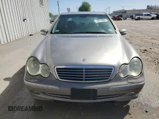 2004 Mercedes-Benz C 230 Kompressor with VIN WDBRF40J44F459457, listed as a Copart auction lot 49518895 with 249,921 mi miles and Clean Title. Bid and sale history available at DreamBid. Image 5.