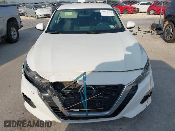 2020 Nissan Altima S with VIN 1N4BL4BV2LC211662, listed as a IAAI auction lot 41894473 with 136,863 mi miles and . Bid and sale history available at DreamBid. Image 12.