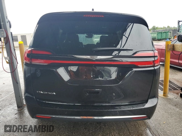 2025 Chrysler Pacifica Select z VIN 2C4RC1BGXSR544657, wystawiony jako Copart lot #59881285 z przebiegiem 4 119 mil mil oraz Nie do naprawy • Non repairable. Historia ofert i sprzedaży dostępna na DreamBid. Obrazek 6.
