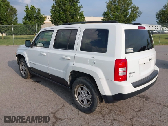 2015 Jeep Patriot Sport with VIN 1C4NJRBB0FD279697, listed as a IAAI auction lot 42523925 with 103,192 mi miles and . Bid and sale history available at DreamBid. Image 3.