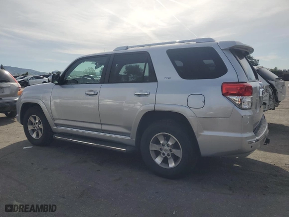 2011 Toyota 4Runner SR5 with VIN JTEZU5JR5B5016881, listed as a Copart auction lot 49498925 with 147,404 mi miles and Salvage Title. Bid and sale history available at carsss.com. Image 2.
