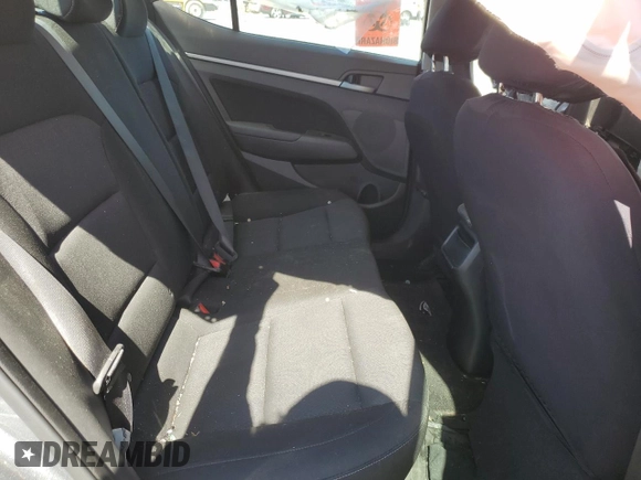 2018 Hyundai Elantra SEL z VIN KMHD84LF9JU518440, wystawiony jako Copart lot #53699415 z przebiegiem Nie podano mil oraz Szkoda całkowita • Salvage title. Historia ofert i sprzedaży dostępna na DreamBid. Obrazek 10.