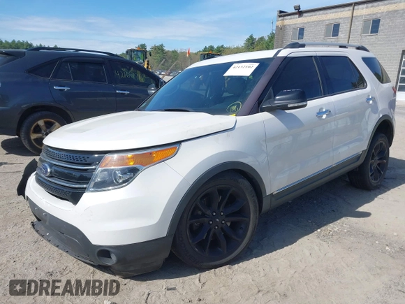 2015 Ford Explorer XLT with VIN 1FM5K8D89FGA00654, listed as a IAAI auction lot 42132102 with 135,463 mi miles and . Bid and sale history available at carsss.com. Image 17.