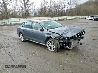 2019 Volkswagen Passat Wolfsburg Edition z VIN 1VWLA7A38KC005411, wystawiony jako Copart lot #52876005 z przebiegiem 82 144 mil mil oraz Szkoda całkowita • Salvage title. Historia ofert i sprzedaży dostępna na DreamBid. Obrazek 10.