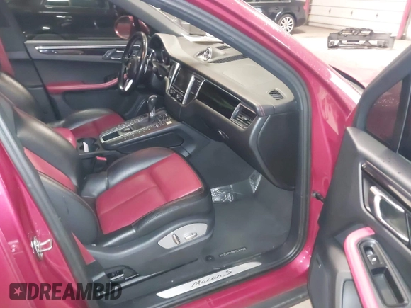 2015 Porsche Macan S with VIN WP1AB2A59FLB67810, listed as a IAAI auction lot 41721240 with 125,615 mi miles and . Bid and sale history available at DreamBid. Image 5.