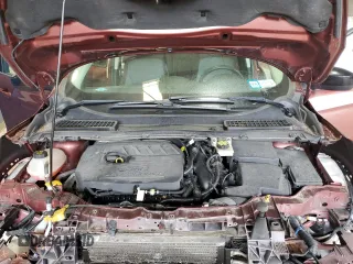 2018 Ford Escape SE z VIN 1FMCU9GD8JUC84420, wystawiony jako Copart lot #57386805 z przebiegiem 80 814 mil mil oraz Szkoda całkowita • Salvage title. Historia ofert i sprzedaży dostępna na DreamBid. Obrazek 12.