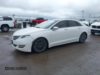 2014 Lincoln MKZ with VIN 3LN6L2GK2ER804677, listed as a IAAI auction lot 41553543 with 123,661 mi miles. Bid and sale history available at carsss.com. Image 6.