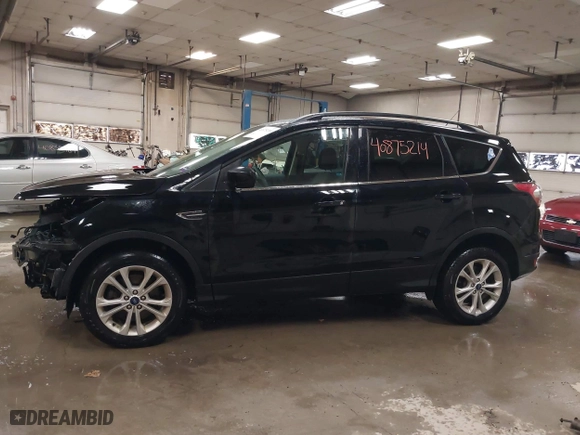 2017 Ford Escape SE with VIN 1FMCU9GDXHUA07522, listed as a IAAI auction lot 40875214 with 114,175 mi miles. Bid and sale history available at carsss.com. Image 15.