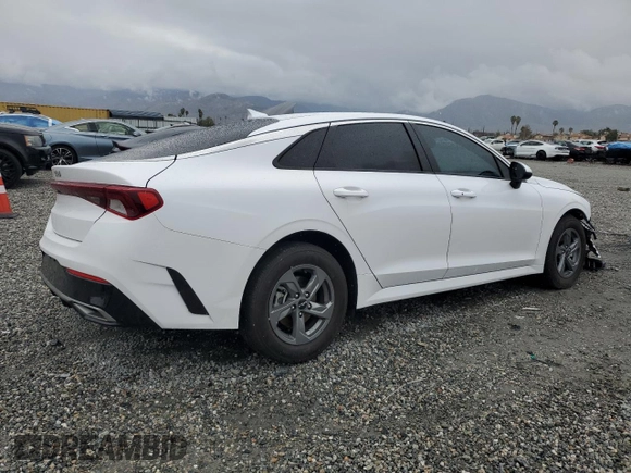 2024 Kia K5 LXS with VIN 5XXG14J20RG260185, listed as a Copart auction lot 48746065 with 21,842 mi miles and Salvage Title. Bid and sale history available at carsss.com. Image 3.