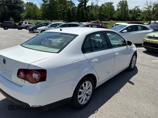 2010 Volkswagen Jetta Limited Edition with VIN 3VWRZ7AJ5AM119316, listed as a Copart auction lot 64616245 with 115,073 mi miles and Clean title. Bid and sale history available at DreamBid. Image 4.