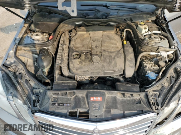 2012 Mercedes-Benz E 350 Luxury with VIN WDDHF8JBXCA545918, listed as a Copart auction lot 58953115 with 220,307 mi miles and Salvage title. Bid and sale history available at DreamBid. Image 11.