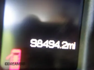 2019 Ram 1500 Tradesman z VIN 3C6JR6DGXKG502184, wystawiony jako IAAI lot #42524439 z przebiegiem 98 494 mil mil oraz . Historia ofert i sprzedaży dostępna na DreamBid. Obrazek 7.