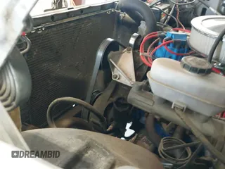 1989 Ford F-250 z VIN 1FTEF26NXKPB42241, wystawiony jako IAAI lot #42473422 z przebiegiem 55 951 mil mil oraz . Historia ofert i sprzedaży dostępna na DreamBid. Obrazek 14.