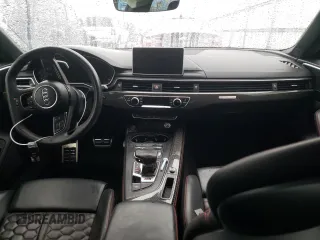 2019 Audi RS 5 Sportback z VIN WUABWCF5XKA903817, wystawiony jako Copart lot #72047262 z przebiegiem 49 142 mil mil oraz . Historia ofert i sprzedaży dostępna na DreamBid. Obrazek 8.