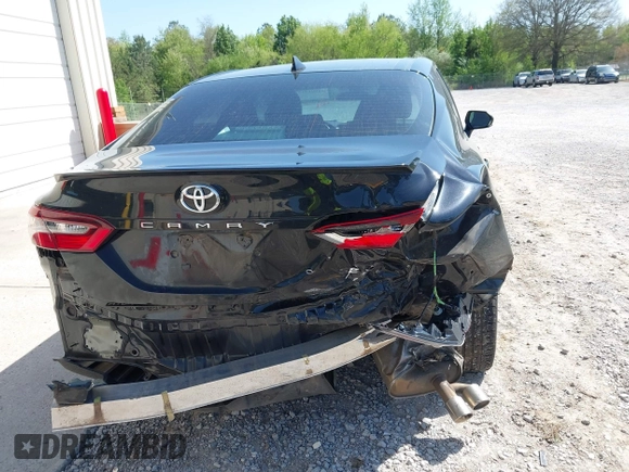 2022 Toyota Camry SE z VIN 4T1G11AK0NU657071, wystawiony jako IAAI lot #41991413 z przebiegiem 86 272 mil mil oraz . Historia ofert i sprzedaży dostępna na DreamBid. Obrazek 6.