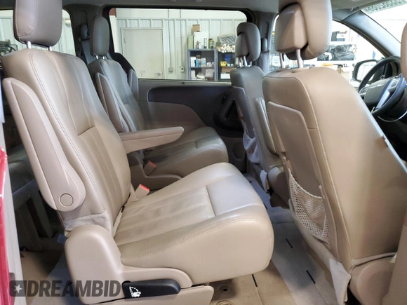 2015 Chrysler Town & Country Touring-L with VIN 2C4RC1CG1FR674900, listed as a Copart auction lot 53562085 with 99,030 mi miles and Clean Title. Bid and sale history available at carsss.com. Image 11.