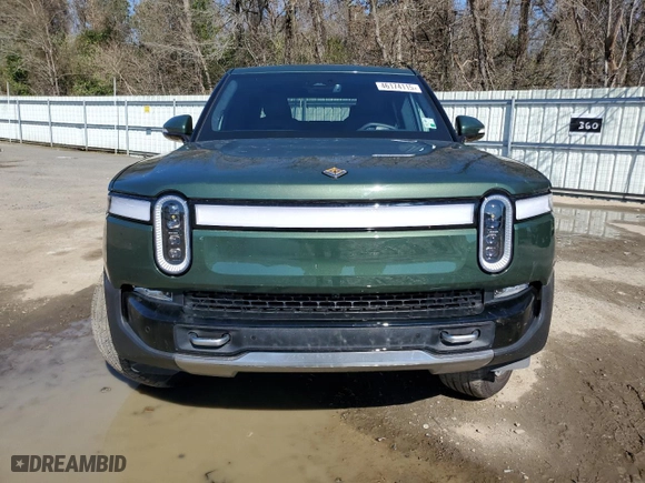 2024 Rivian R1T Adventure with VIN 7FCTGBAA3RN030423, listed as a Copart auction lot 46174115 with 8,513 mi miles and Salvage Title. Bid and sale history available at carsss.com. Image 5.