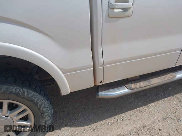 2011 Ford F-150 XLT with VIN 1FTFW1ET0BFC13189, listed as a IAAI auction lot 41687097 with 202,262 mi miles. Bid and sale history available at carsss.com. Image 17.