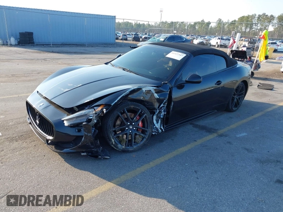 2016 Maserati GranTurismo Convertible Sport with VIN ZAM45VMA8G0158580, listed as a IAAI auction lot 41527347 with 47,344 mi miles. Bid and sale history available at carsss.com. Image 17.