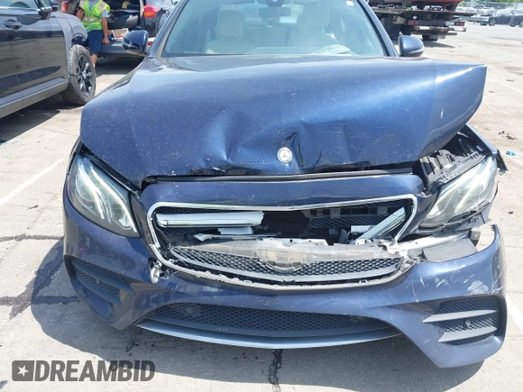 2017 Mercedes-Benz E 300 Luxury с VIN WDDZF4JB3HA155487, выставлен на аукционе IAAI как лот 42509860 с пробегом 103 974 миль миль и . История ставок и продаж доступна на DreamBid. Изображение 18.