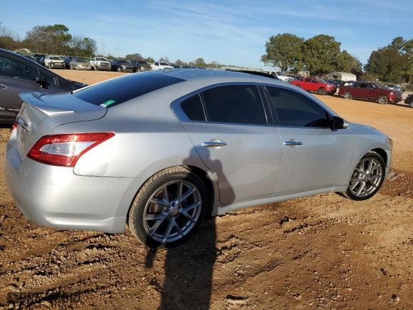 2010 Nissan Maxima 3.5 SV w/Sport Pkg with VIN 1N4AA5AP3AC859566, listed as a Copart auction lot 80463984 with 172,535 mi miles and Salvage Title. Bid and sale history available at carsss.com. Image 3.