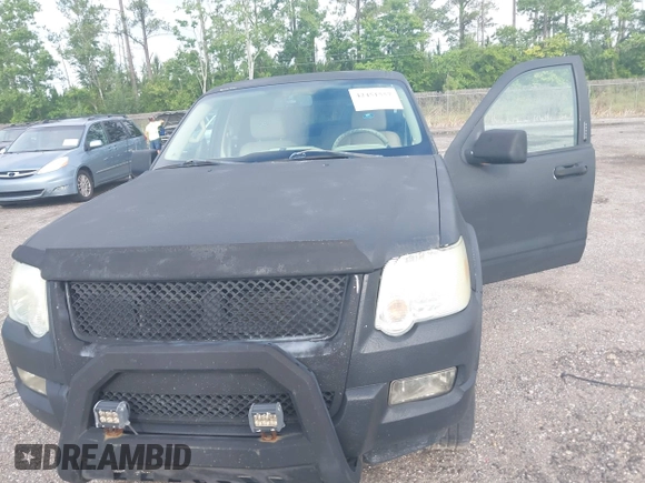 2007 Ford Explorer Sport Trac Limited with VIN 1FMEU33897UA05807, listed as a IAAI auction lot 42451557 with 181,789 mi miles and . Bid and sale history available at DreamBid. Image 6.